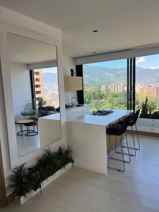 Apartamento De Lujo Con La Mejor Vista De Medellin Apartman Kültér fotó